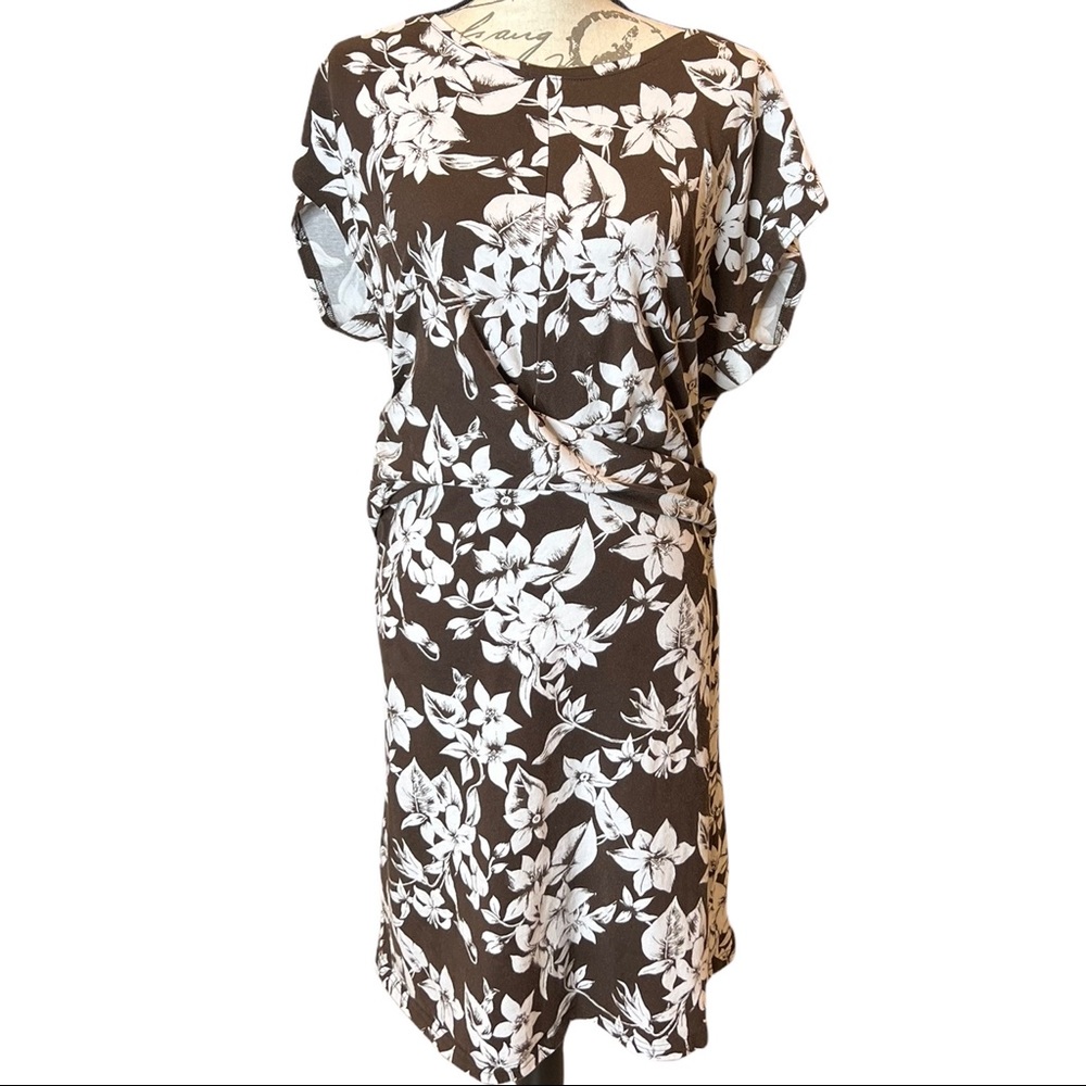 EUC Liz Claiborne brown and white floral print dress
